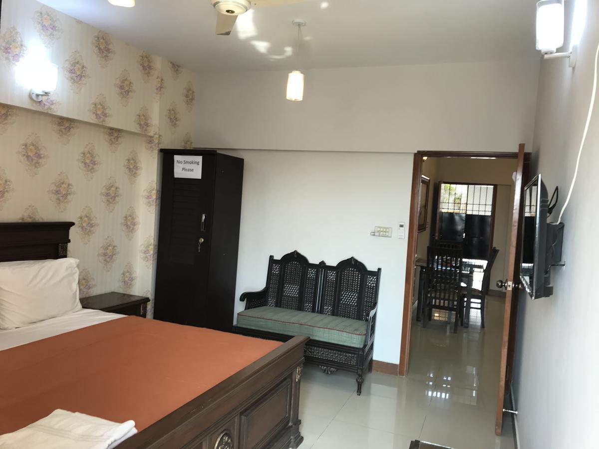 3 Bed Javed Apartment Karachi Exterior photo